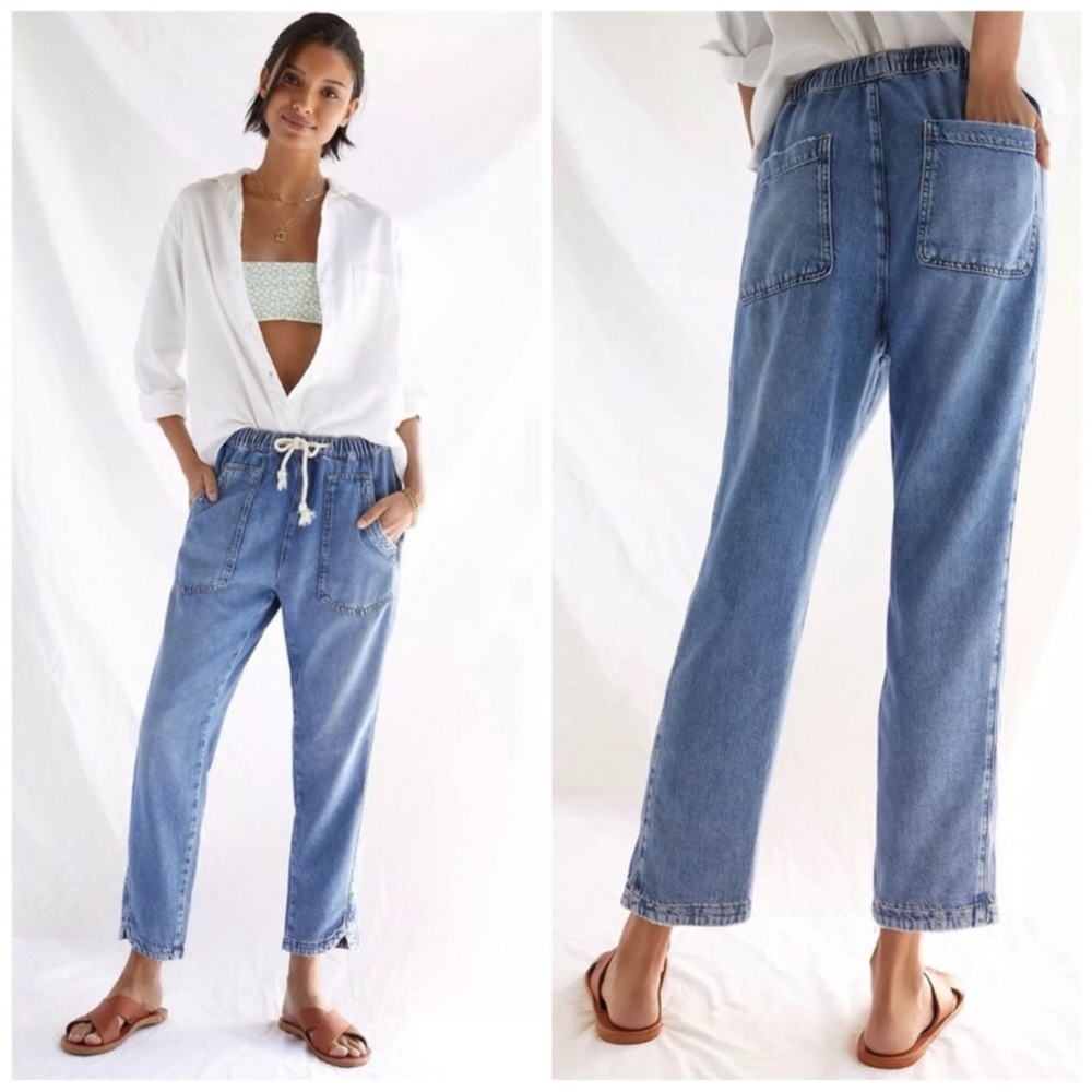 Anthropologie Pilcro High Rise Drawstring Relaxed Pull On Jogger Jeans Casual